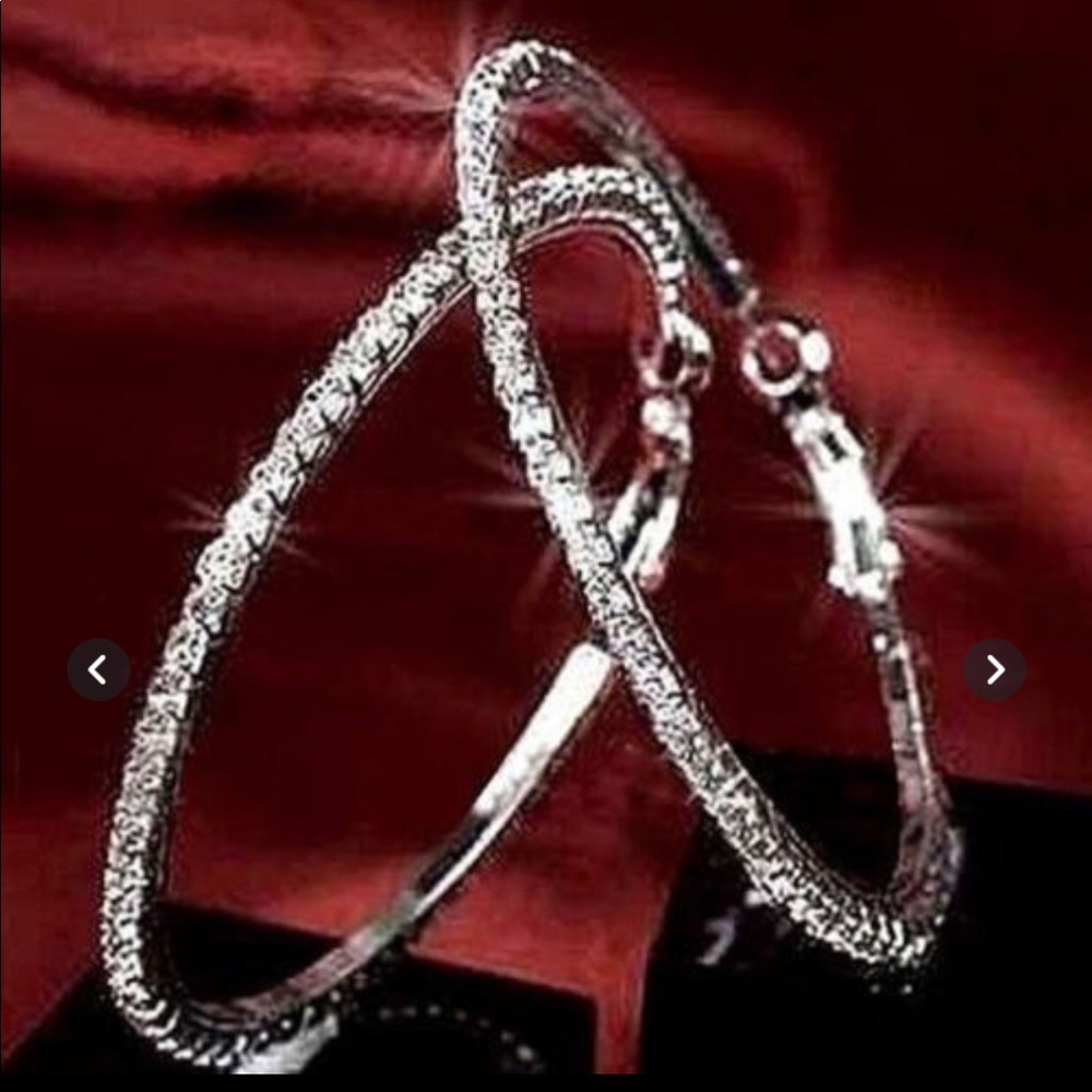 ✨Silver  Hoops✨ - Picture 4 of 5